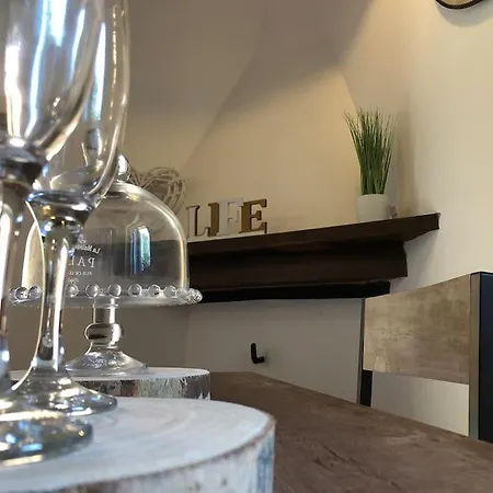 Apartment Delizioso Loft Nel Casale Con Giardino Olgiata